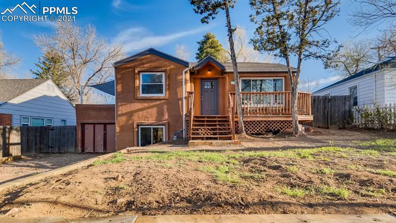 113 W Brookside St, Colorado Springs, CO 80905