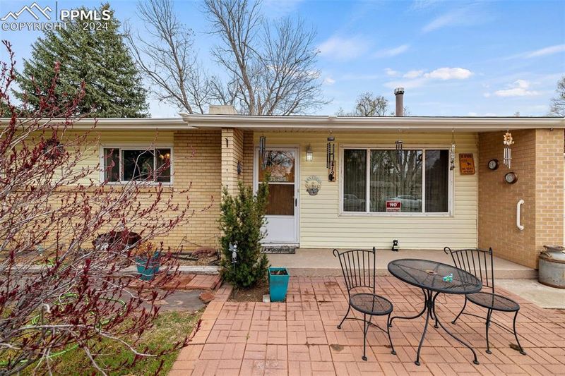 113 Cornell St, Colorado Springs, CO 80911
