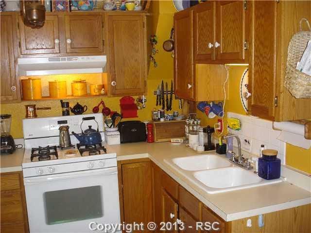 113 Ruxton Ave, Manitou Springs, CO 80829