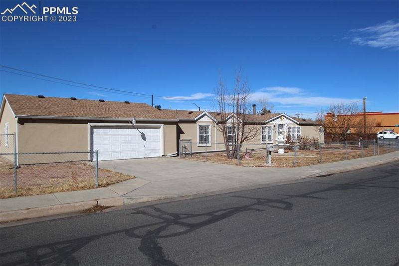 1130 Capulin Dr, Colorado Springs, CO 80910