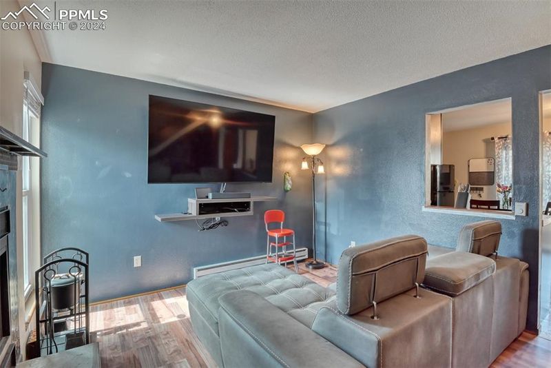 1130 Darby St, Colorado Springs, CO 80907