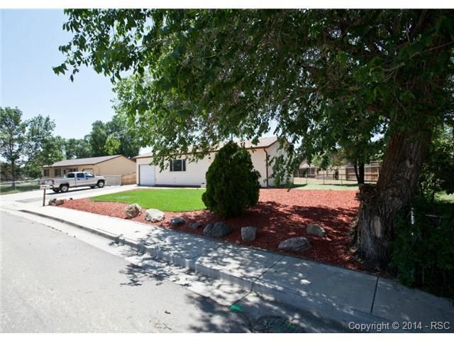 1130 Maxwell St, Colorado Springs, CO 80906