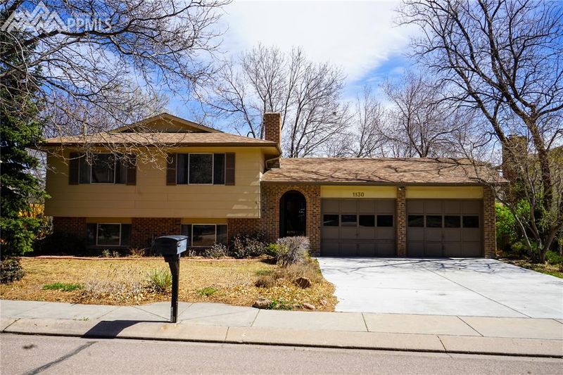 1130 Valkenburg Dr, Colorado Springs, CO 80907