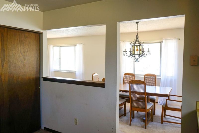 1130 Valkenburg Dr, Colorado Springs, CO 80907