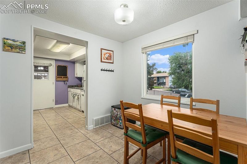 1132 Cree Dr, Colorado Springs, CO 80915