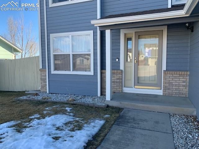 1135 Lindstrom Dr, Colorado Springs, CO 80911