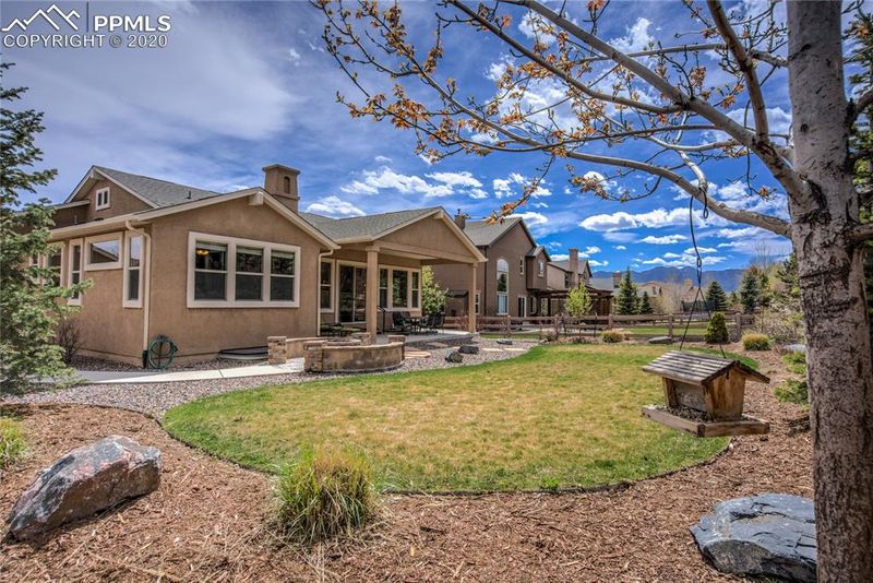 1136 Spectrum Loop, Colorado Springs, CO 80921