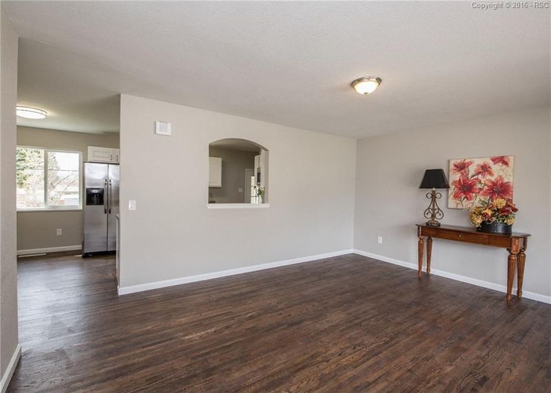 1136 Yosemite Dr, Colorado Springs, CO 80910