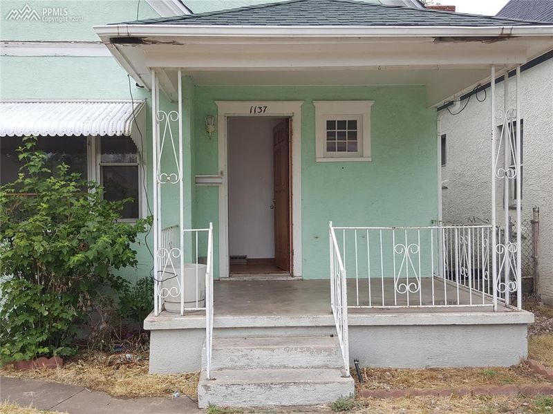 1137 Claremont Ave, Pueblo, CO 81004