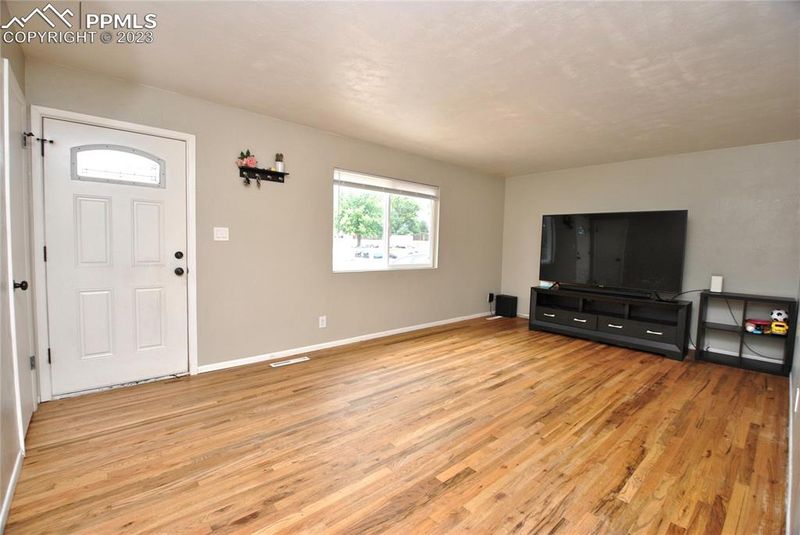 114 Fairmont St, Colorado Springs, CO 80910