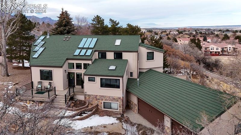 114 Sunbird Cliffs Ln, Colorado Springs, CO 80919