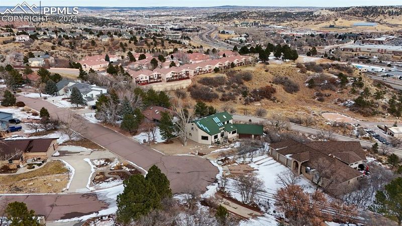 114 Sunbird Cliffs Ln, Colorado Springs, CO 80919