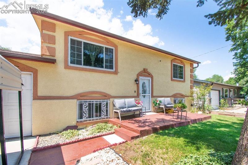 1144 Cambridge Ave, Colorado Springs, CO 80906