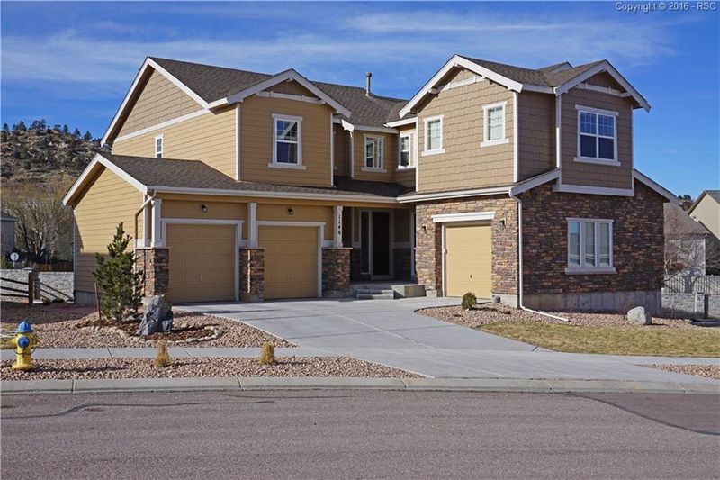 1146 Crown Haven Cir, Colorado Springs, CO 80919