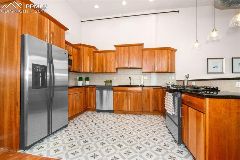 115 N Tejon St #A, Colorado Springs, CO 80903