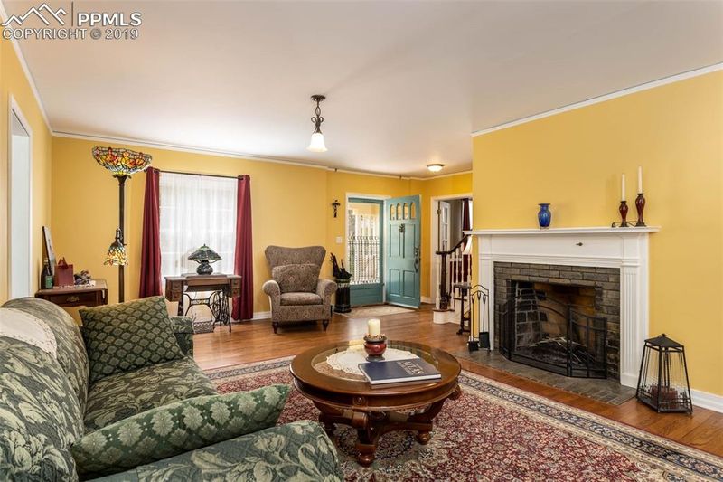 115 Wolfe Ave, Colorado Springs, CO 80905