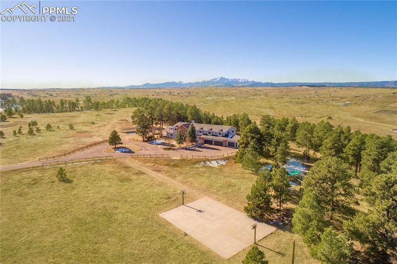 11509 E Palmer Divide Ave, Larkspur, CO 80118