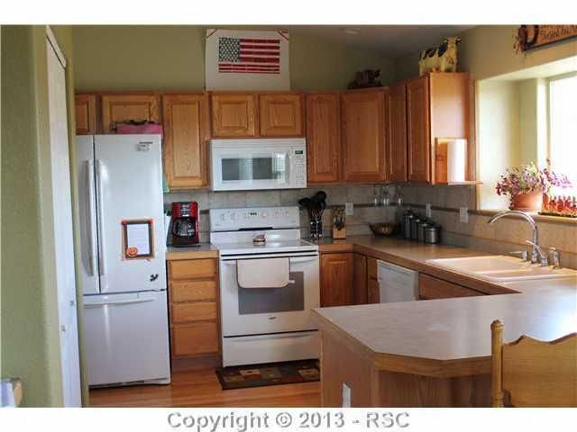 11558 E Broadview Dr, Kiowa, CO 80117