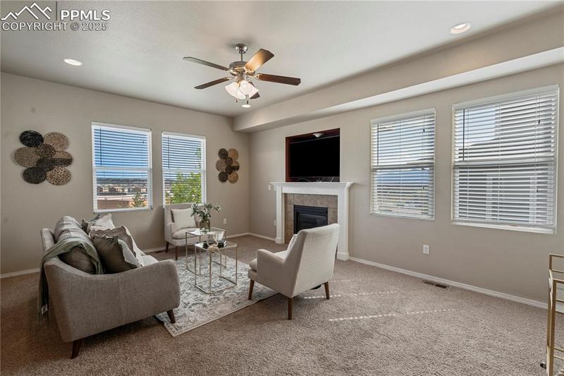 11574 Wildwood Ridge Dr, Colorado Springs, CO 80921