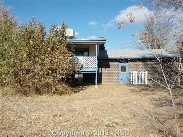 1158 27th Ln, Pueblo, CO 81006