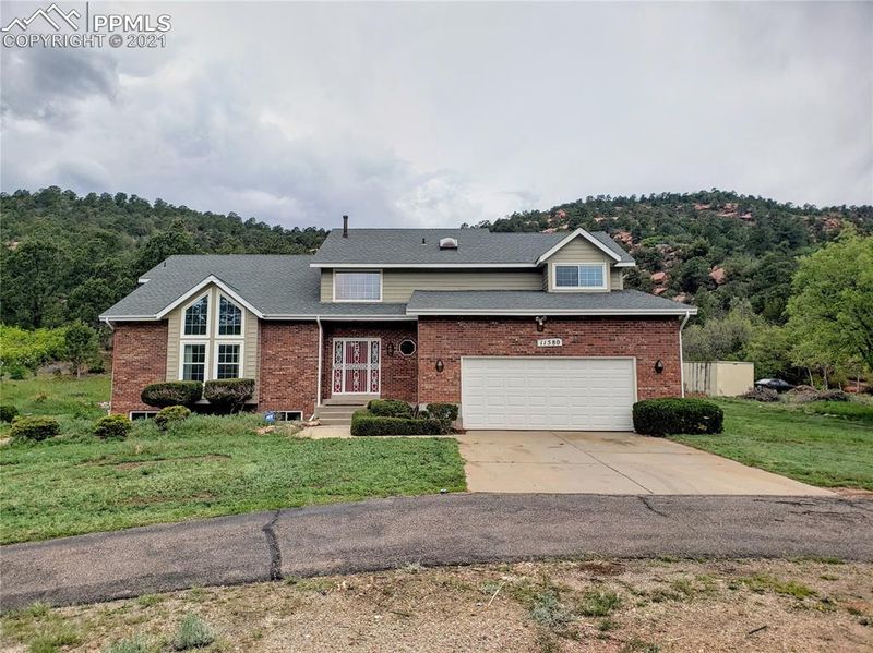 11580 Valle Verde Dr, Colorado Springs, CO 80926
