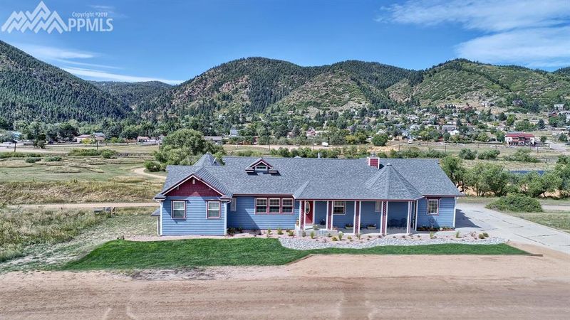 116 Lake Ave, Palmer Lake, CO 80133