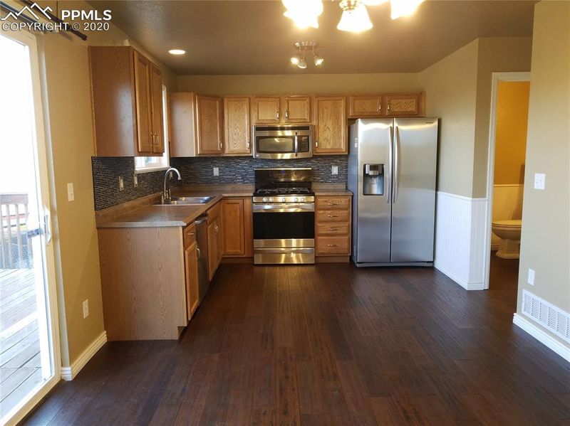 117 Audubon Dr, Colorado Springs, CO 80910