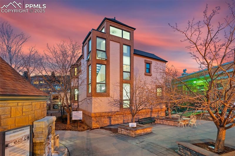 117 Canon Ave, Manitou Springs, CO 80829