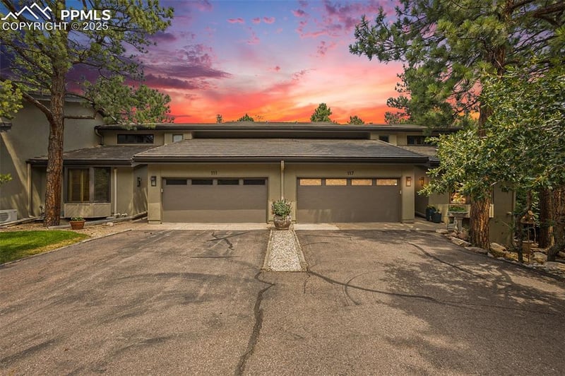 117 Mayhurst Ave, Colorado Springs, CO 80906