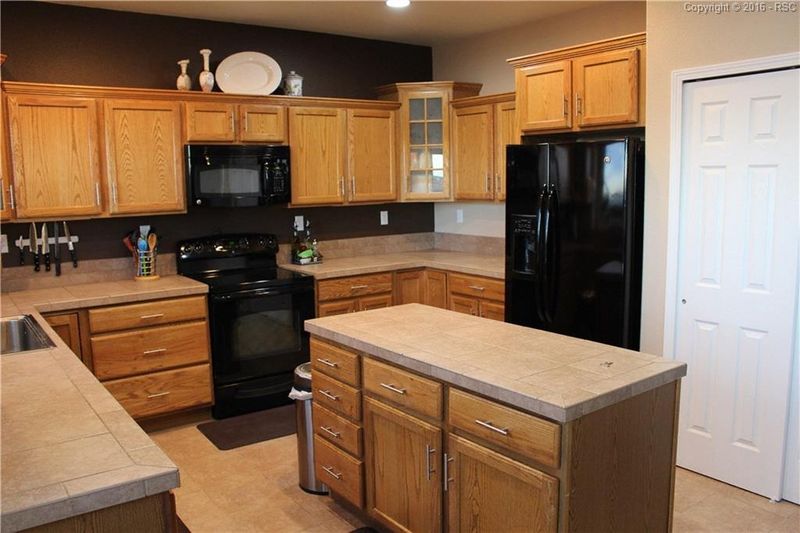 11710 Rio Secco Rd, Peyton, CO 80831