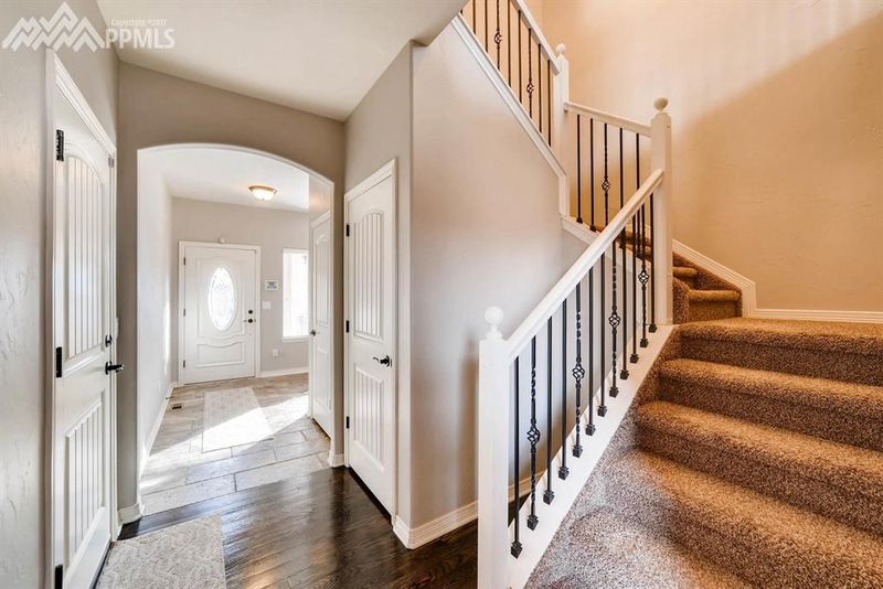 1174 Crystal Basin Dr, Colorado Springs, CO 80921