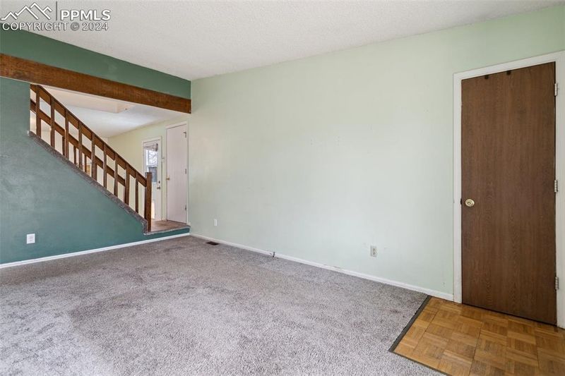 1175 Sandpiper Dr, Colorado Springs, CO 80916