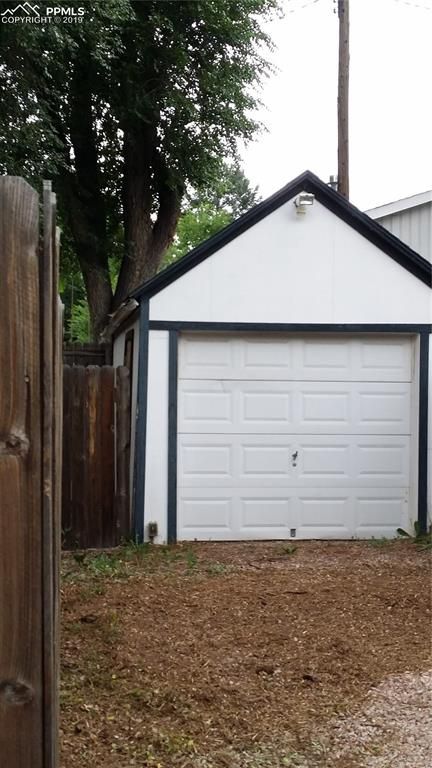 118 N 16th St, Colorado Springs, CO 80904