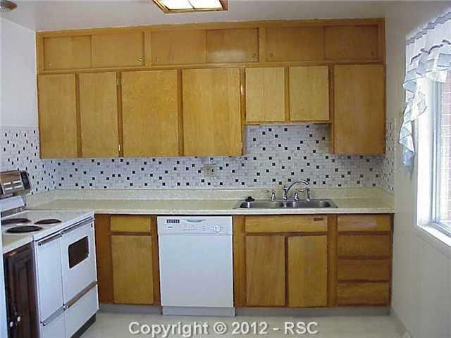 118 N Garo Ave, Colorado Springs, CO 80909