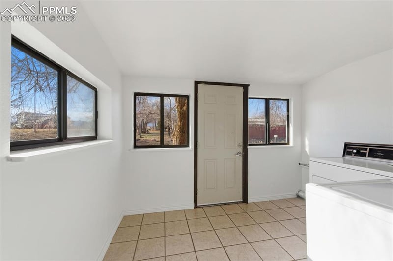 118 Marble St, Florence, CO 81226