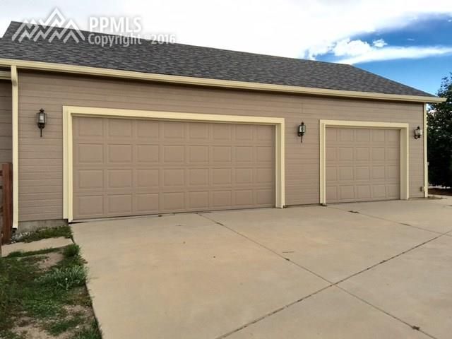 11817 Turney Rd, Peyton, CO 80831