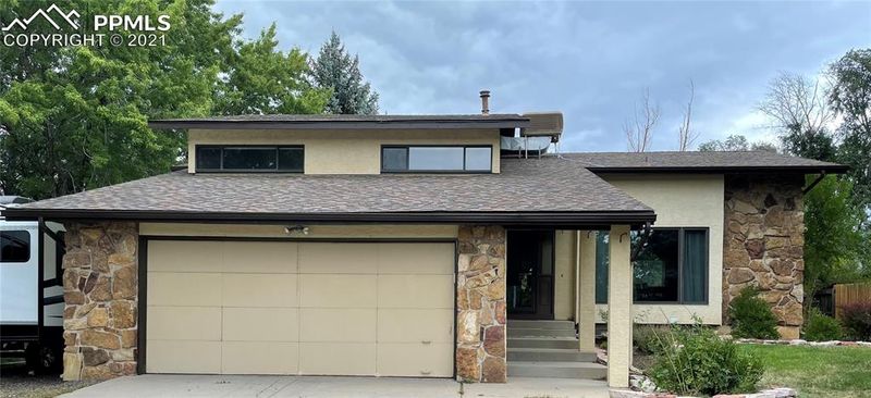 1182 Cenotaph Way, Colorado Springs, CO 80904