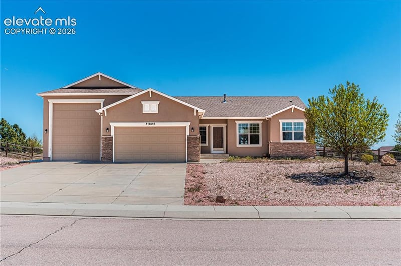 11824 Black Hills Dr, Peyton, CO 80831