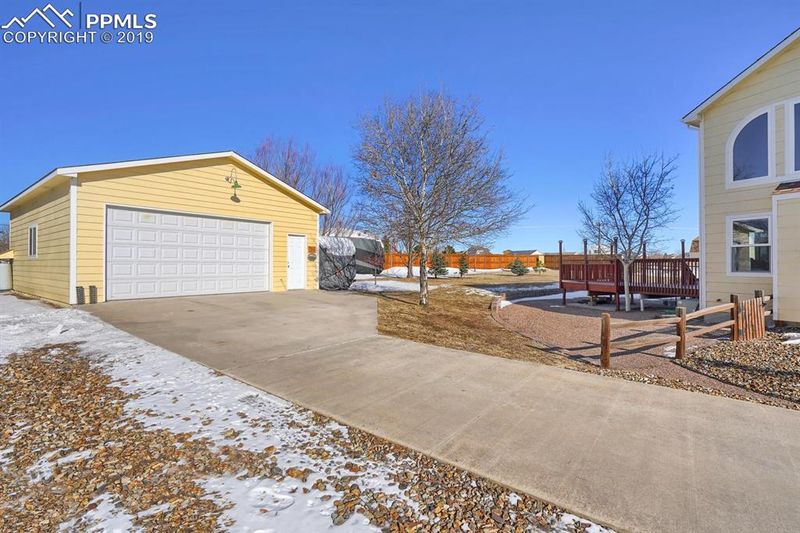11836 Mahan Rd, Peyton, CO 80831