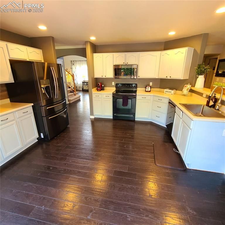 1184 Mount Estes Dr, Colorado Springs, CO 80921