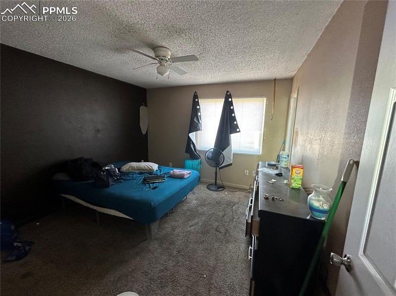 1185 Jet Wing Cir, Colorado Springs, CO 80915