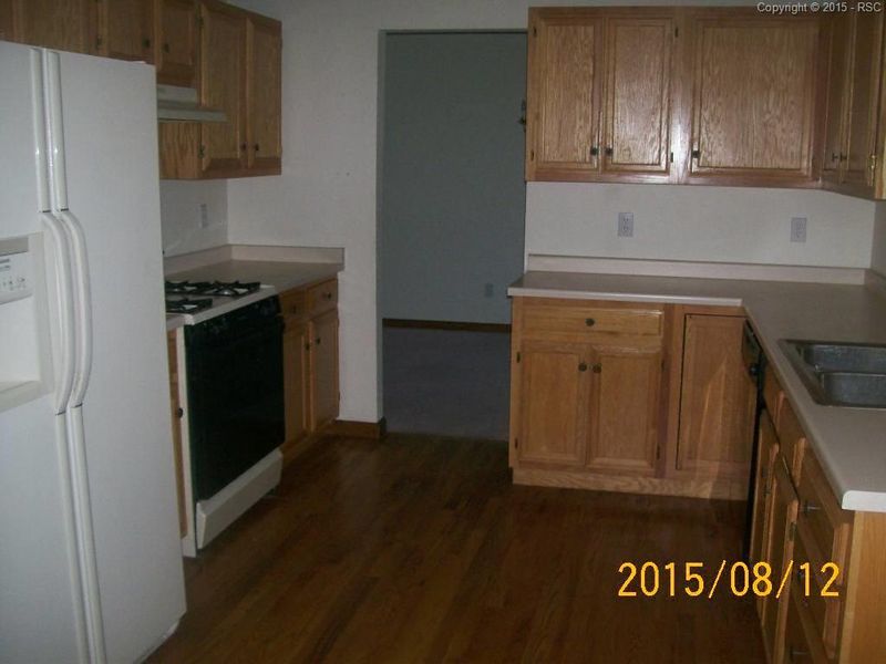 1185 Marsh Hawk Dr, Colorado Springs, CO 80911