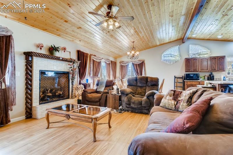 1185 Stanton St, Colorado Springs, CO 80907