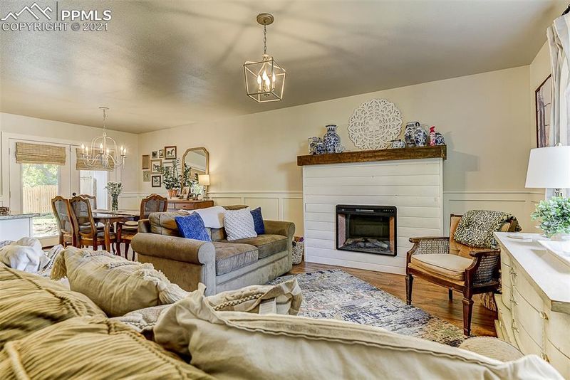 119 Arrawanna St, Colorado Springs, CO 80909