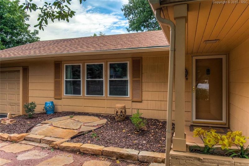 119 Beaver Ave, Colorado Springs, CO 80905