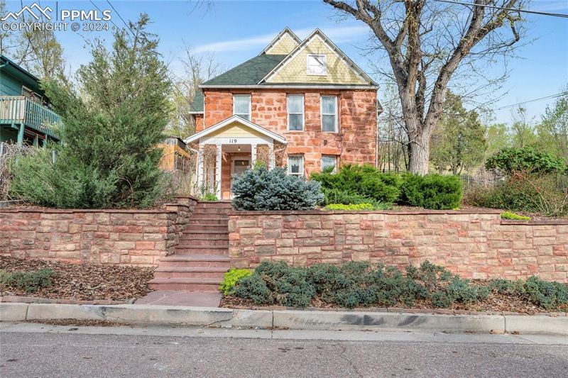 119 Williams St, Colorado Springs, CO 80905