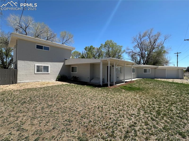 1192 30 1/4 Ln, Pueblo, CO 81006