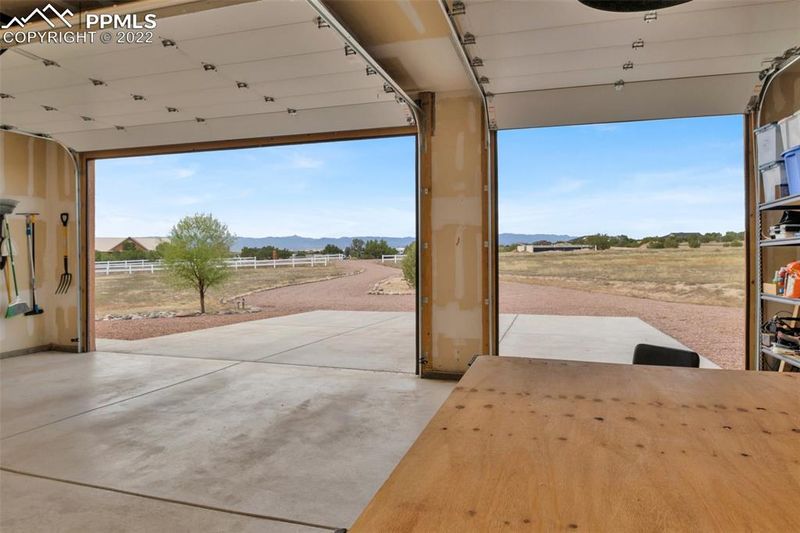 1195 Top Notch Trl, Penrose, CO 81240