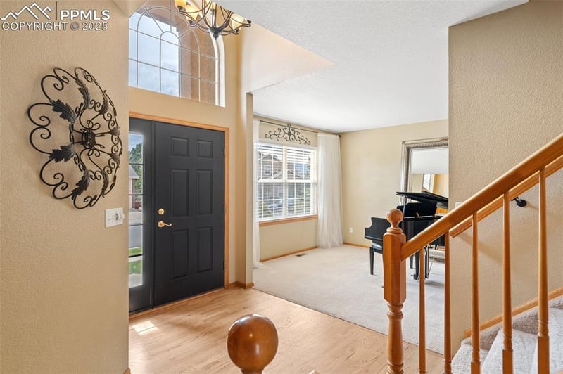 11985 Hanging Valley Way, Colorado Springs, CO 80921