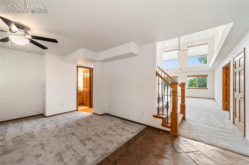 12 Redondo Ln, Pueblo, CO 81005